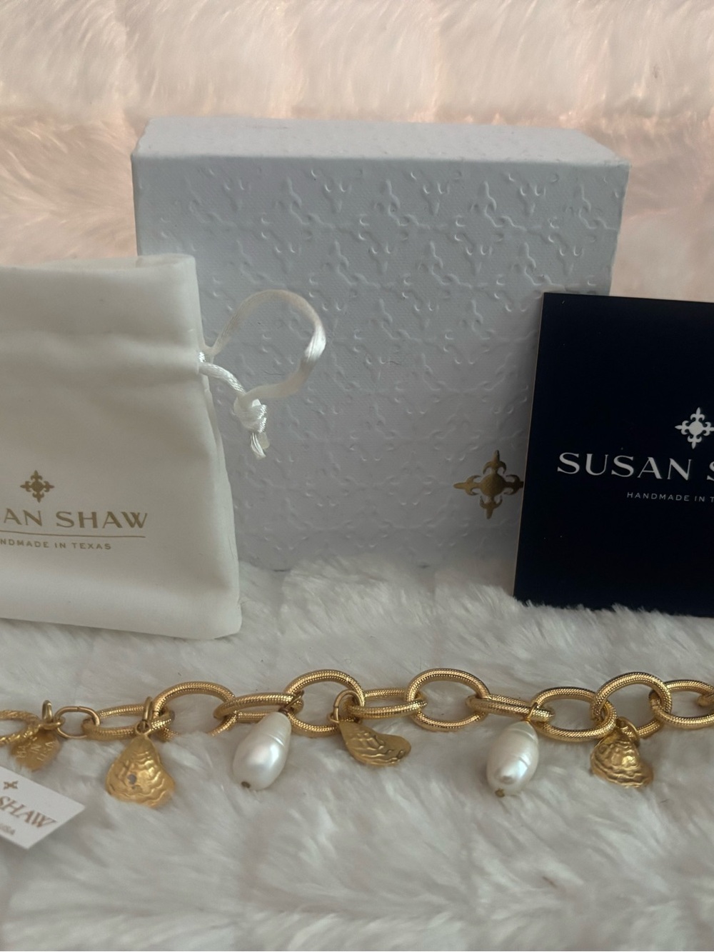 Susan Shaw Gold Link Charm Bracelet with Pearls